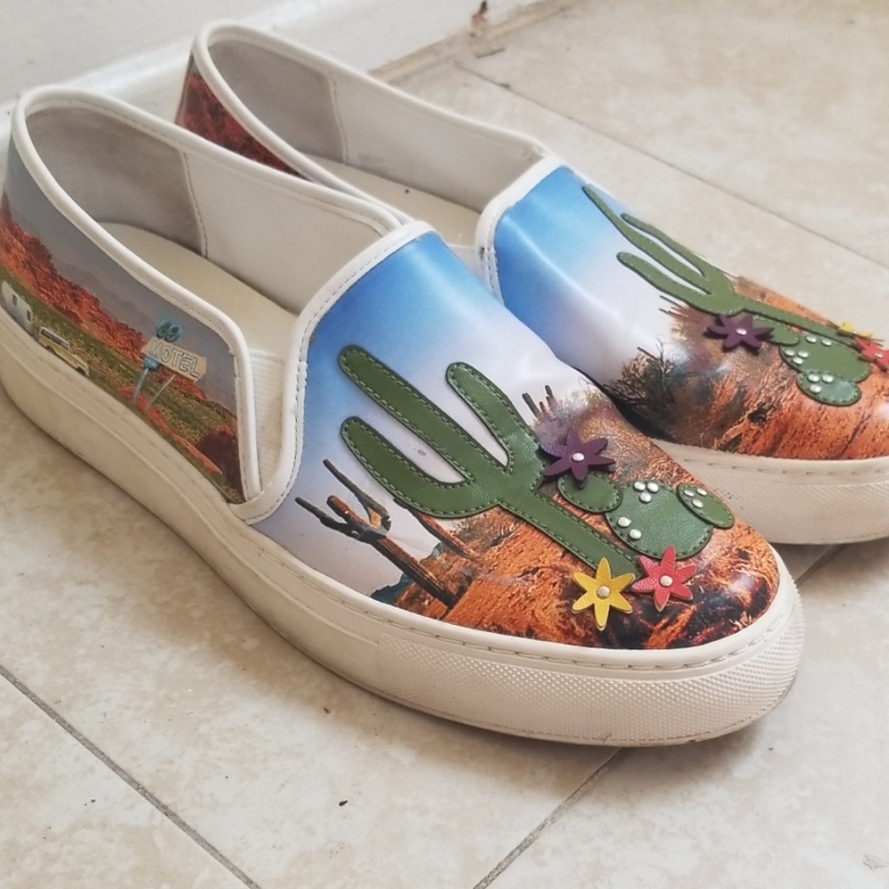 Katy Perry Coachella slip ons